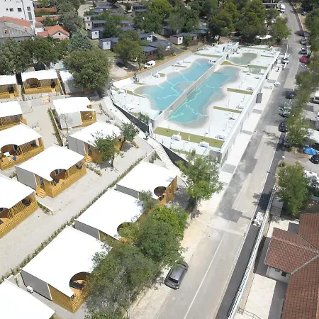 Elements Mobile Homes 3*