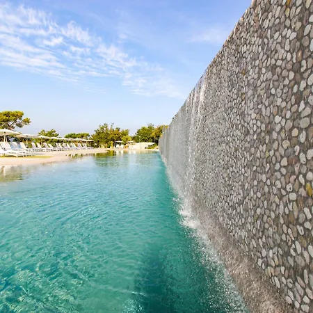 Elements Mobile Homes 3* Selce