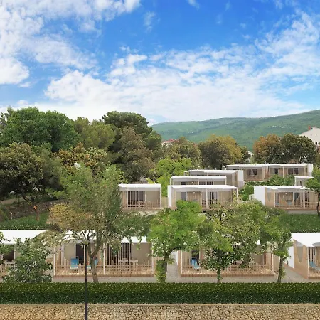 Elements Mobile Homes 3* Selce