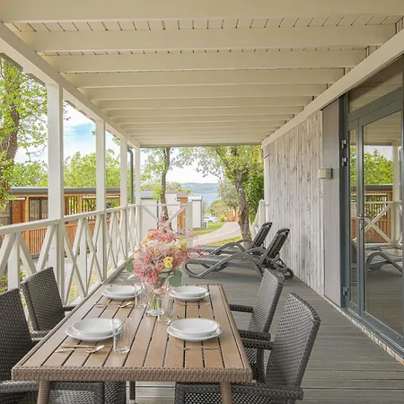 Elements Mobile Homes Kemping 3*