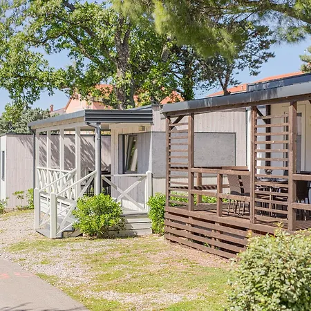 Elements Mobile Homes Parque de Campismo 3*