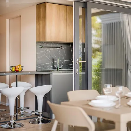 Elements Mobile Homes Campingplatz Selce