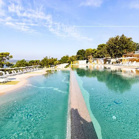 Campeggio Elements Mobile Homes 3*