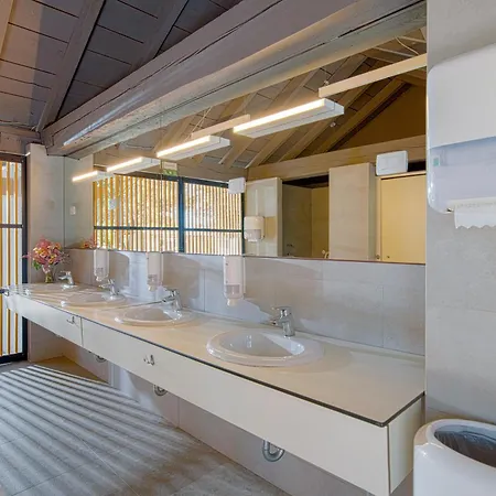 Elements Mobile Homes Campingplatz 3*