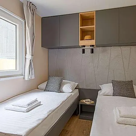 Elements Mobile Homes 3* Selce