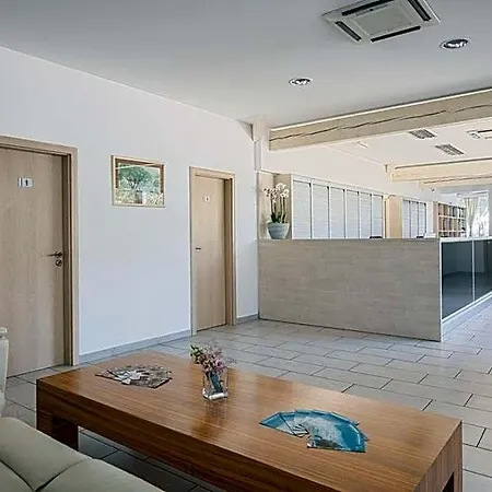 Elements Mobile Homes 3* Selce