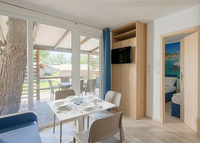 Elements Mobile Homes 3* Selce