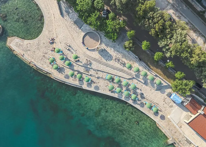 Elements Mobile Homes Kamp alanı