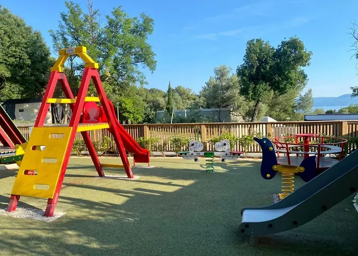 Elements Mobile Homes 3*